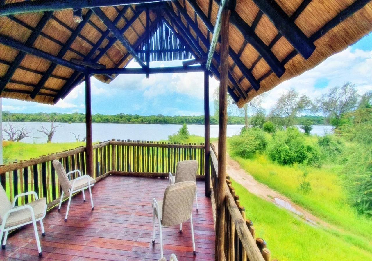 Tlou Safari Lodge Kasane Kültér fotó